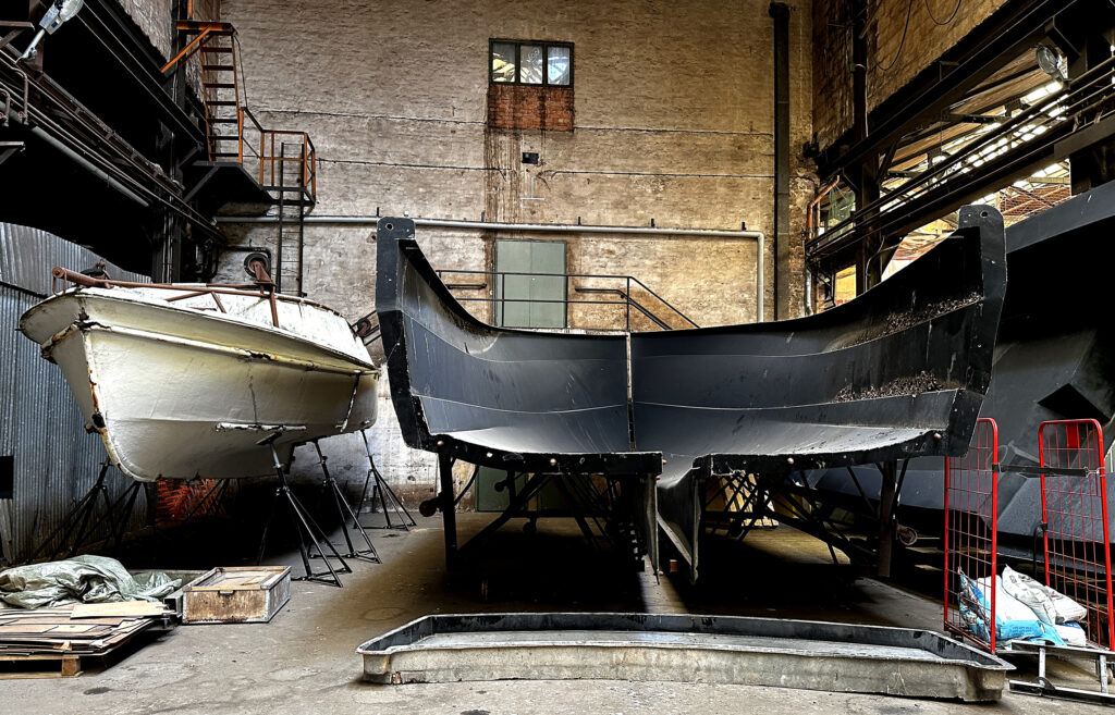 Formen som Pontus Björsner använder när han bygger nya båtar.